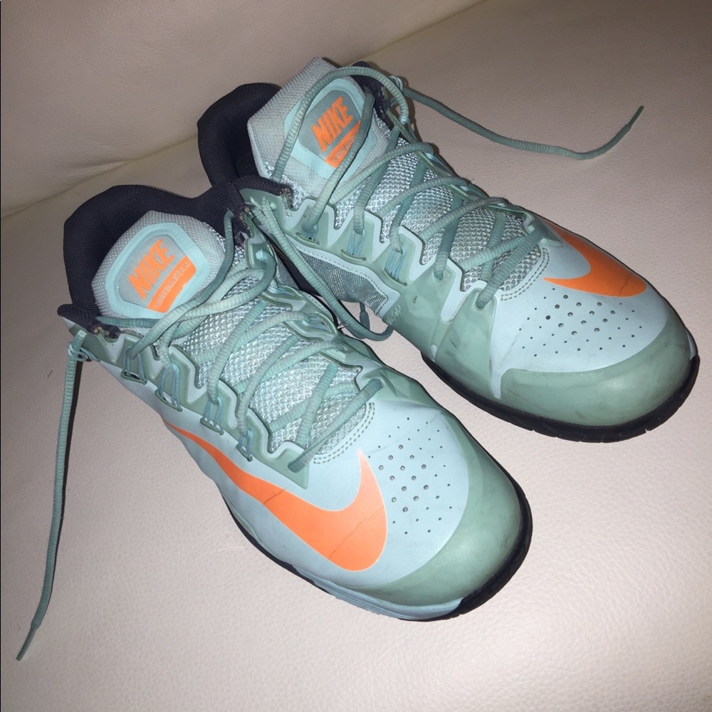 Men’s Nike Athletic Shoes (Make an Offer!)